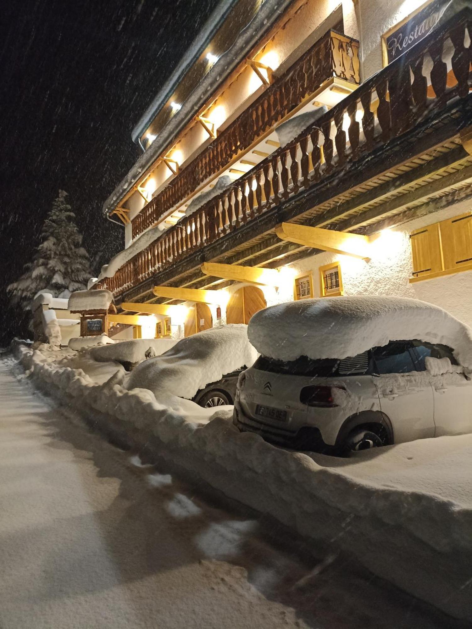 La Sapiniere Hotel Saint-Lary-Soulan Bagian luar foto